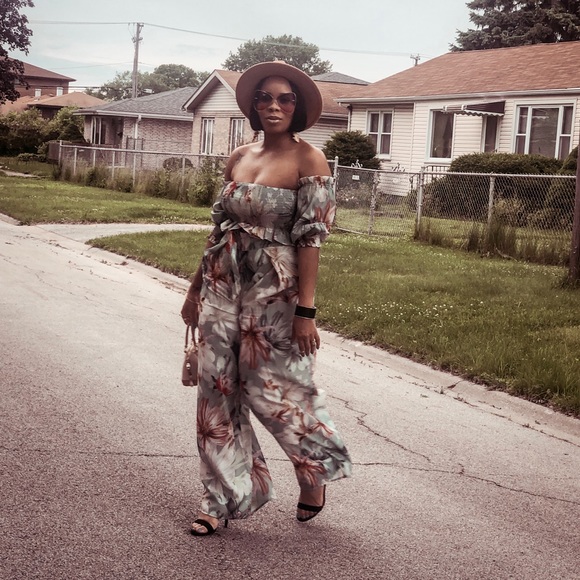 The Orchid Set - Picture 3 of 3